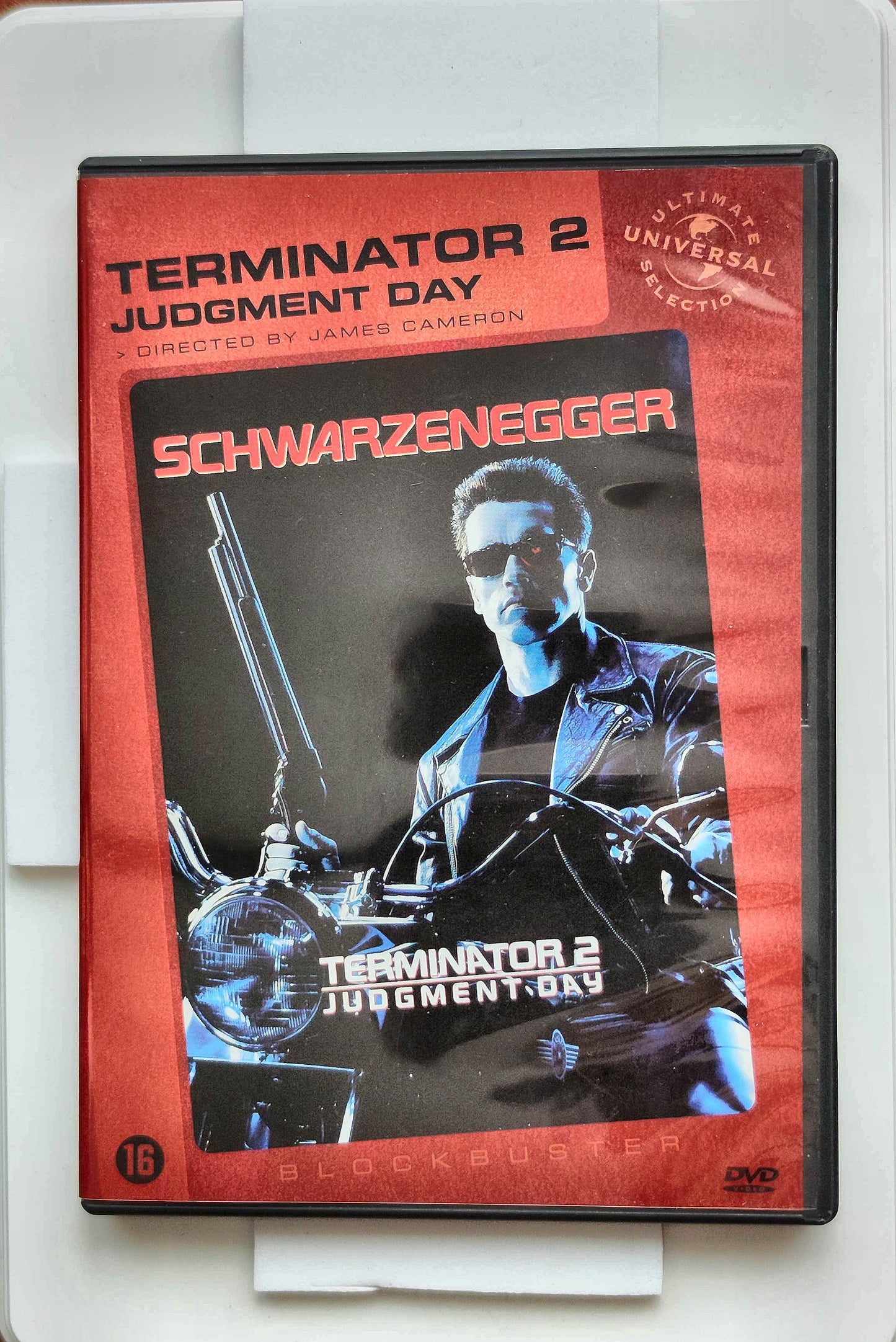 Terminator 2: Judgment Day 1991 DVD Action Schwarzenegger Hamilton Cameron DVD Cover