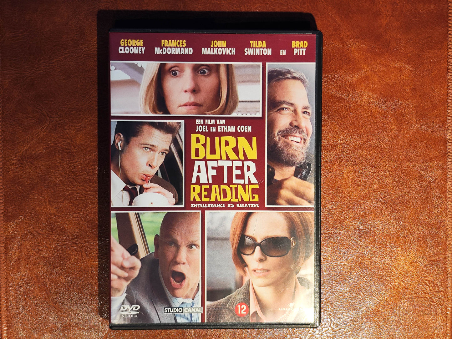 Burn After Reading 2008 DVD Comedy Clooney Mcdormand Pitt Coen DVD Cover