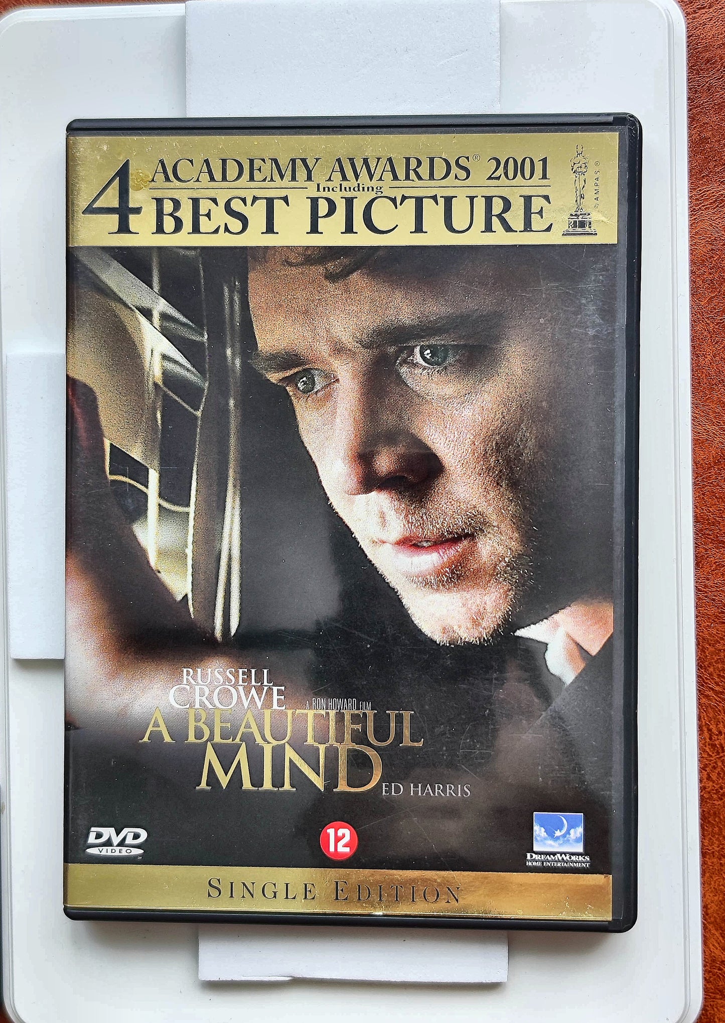 A Beautiful Mind 2001 DVD Biography Crowe Harris Connelly Howard DVD Cover
