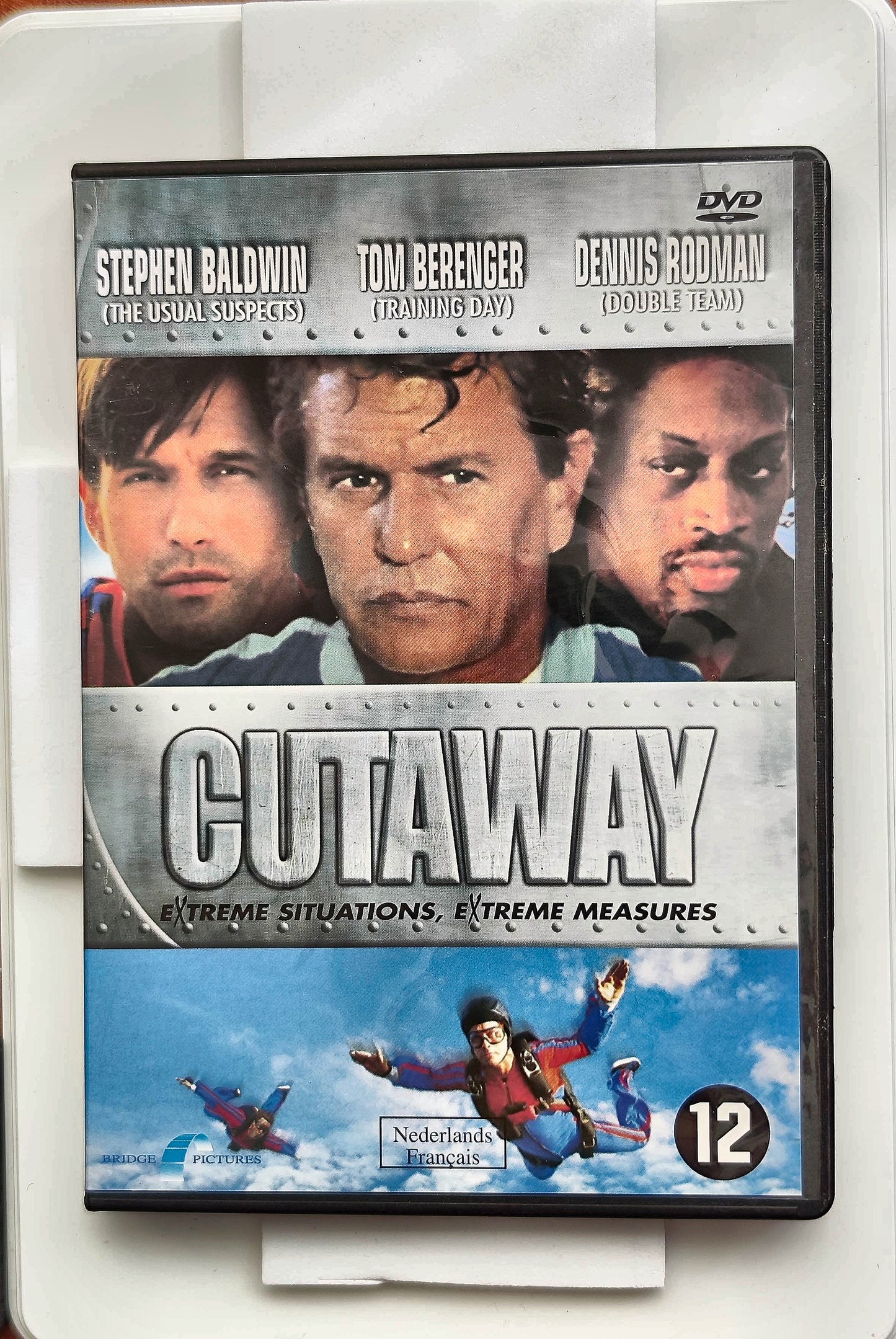 Cutaway 2000 DVD Action Berenger Baldwin Rodman Manos DVD Cover