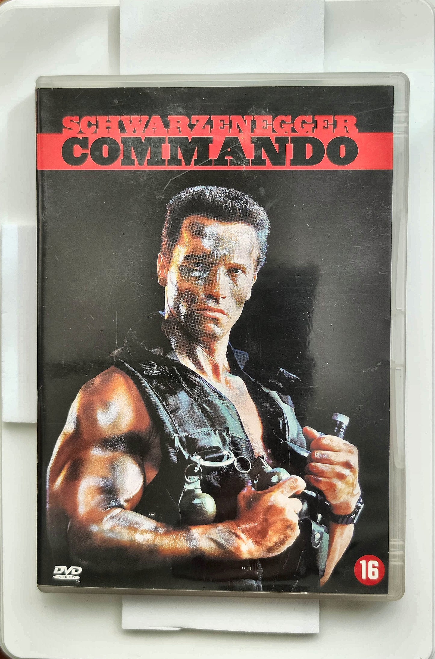 Commando 1985 DVD Action Schwarzenegger Chong Hedaya Lester DVD Cover