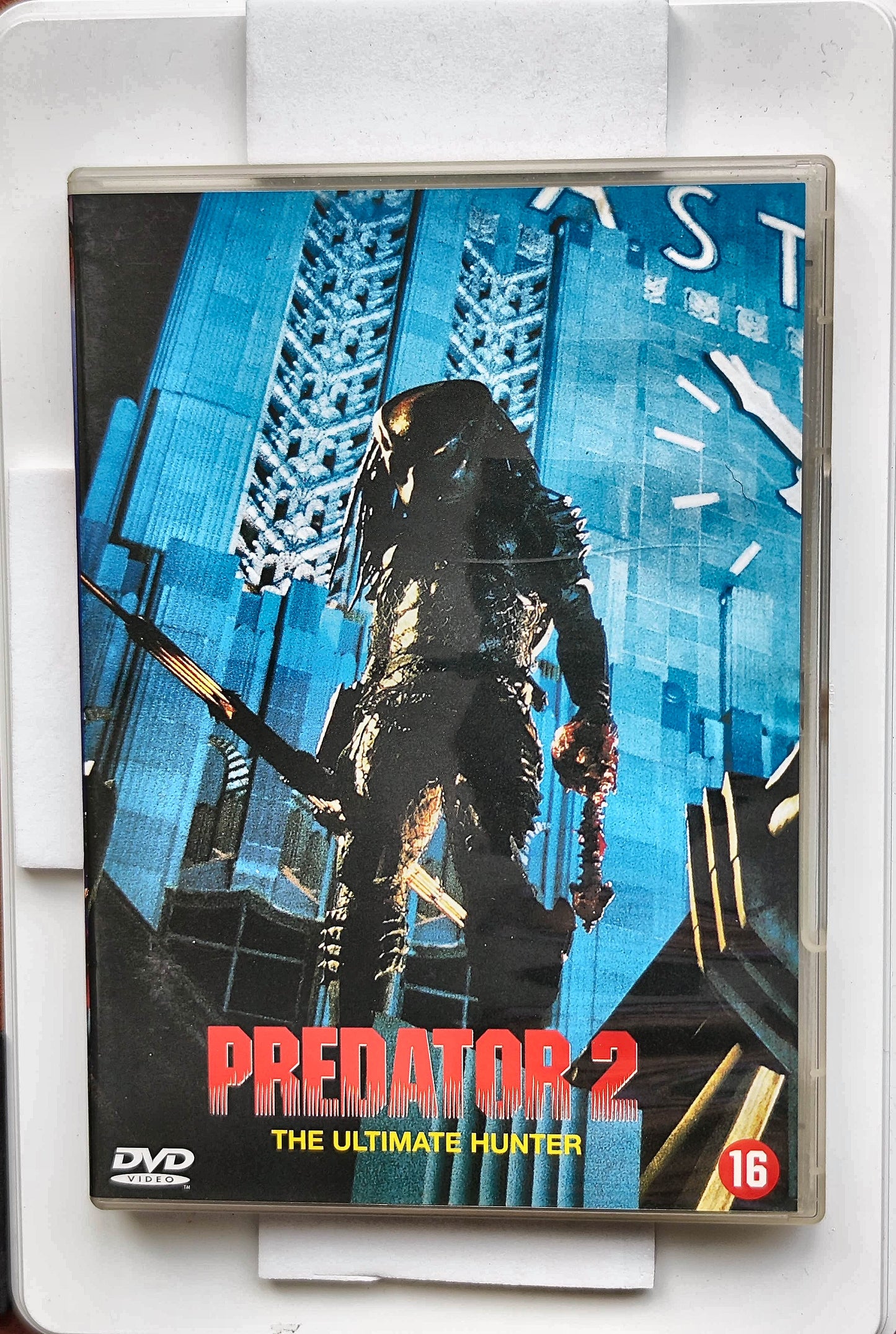 Predator 2 1990 DVD Action Hall Glover Busey Hopkins DVD Cover