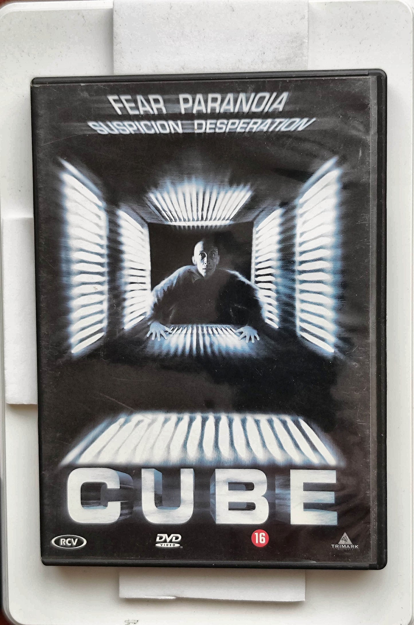 Cube 1997 DVD Horror Boer Guadagni Hewlett Natali DVD Cover