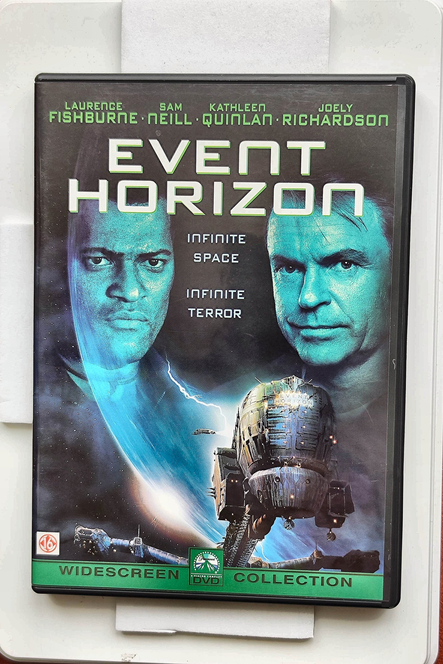 Event Horizon 1997 DVD Horror Fishburne Neill Quinlan Anderson DVD Cover