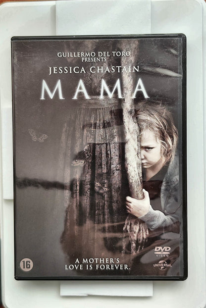 Mama 2013 DVD Fantasy Chastain Coster-Waldau Charpentier Muschietti DVD Cover